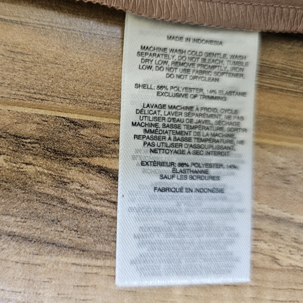 New Columbia Boundless Avenue Dress - Picture 7 of 15